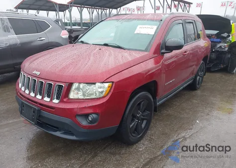 2016 Jeep Compass Sport z USA, uszkodzony, nr VIN 1C4NJDBB2GD657149